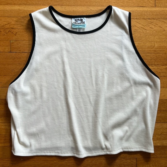 Future Collective Tank - Picture 1 of 2